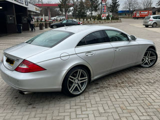 Mercedes CLS-Class