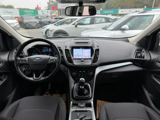 Ford Kuga foto 10