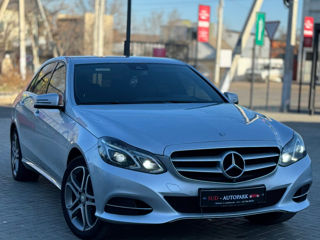 Mercedes E-Class foto 2