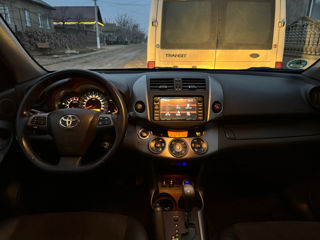 Toyota Rav 4 foto 8