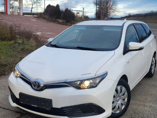 Toyota Auris foto 2