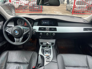 BMW 5 Series foto 9