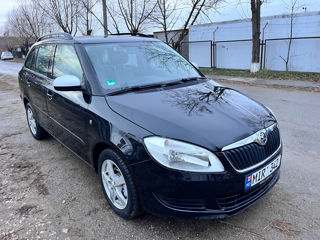 Skoda Fabia foto 2