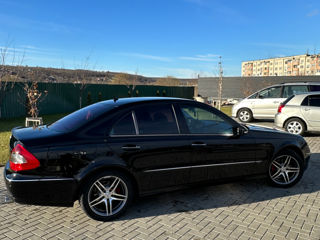 Mercedes E-Class foto 4