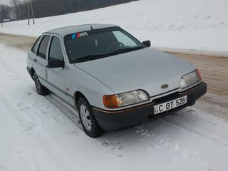 Ford Sierra foto 6