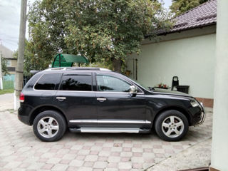 Volkswagen Touareg foto 4