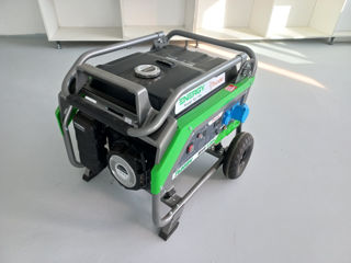 Generator 6kva, motor Honda japonez, pret redus, foarte calitative si comod foto 4