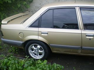 Opel Rekord foto 7