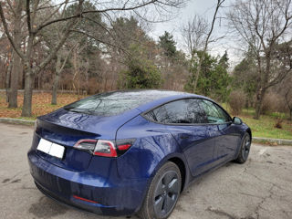 Tesla Model 3 foto 10