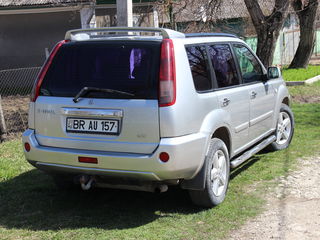 Nissan X-Trail foto 3