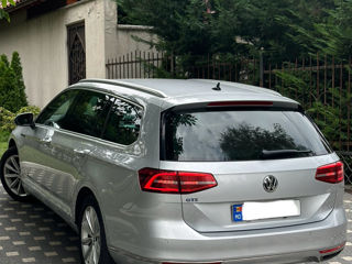 Volkswagen Passat foto 2