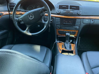 Mercedes E-Class foto 1