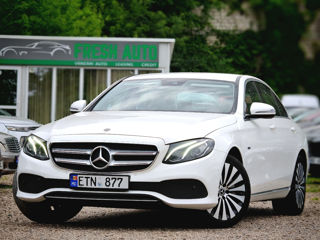 Mercedes E-Class foto 2