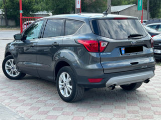 Ford Escape foto 3