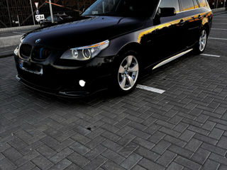 BMW 5 Series foto 5