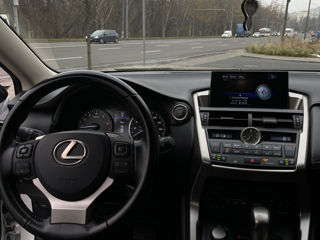 Lexus NX Series foto 6