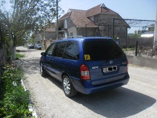 Mazda MPV foto 3