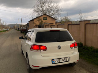 Volkswagen Golf foto 2