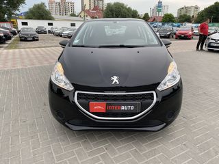 Peugeot 208 foto 5