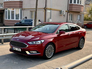 Ford Fusion foto 2