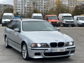 BMW 5 Series foto 3