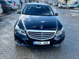 Mercedes E-Class foto 2