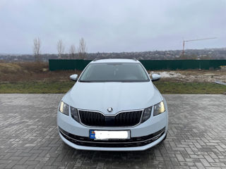 Skoda Octavia foto 2