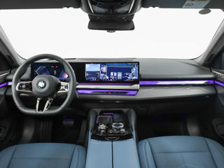 BMW 5 Series foto 8