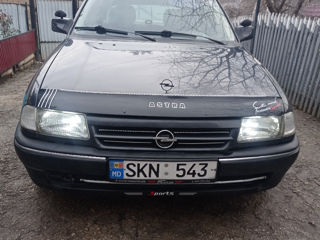 Opel Astra foto 3