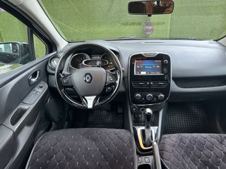 Renault Clio foto 9