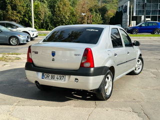 Dacia Logan foto 4