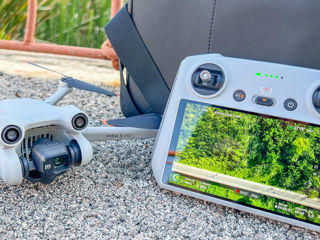 Dronă pentru filmari profesionale DJI Mini 3 Pro