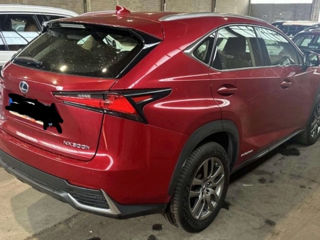 Lexus NX Series foto 2