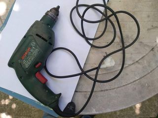 Дрель-перфоратор ,,Bosch,, б/у, 590w, n-3000 oб/min, в о/с., 450лей.