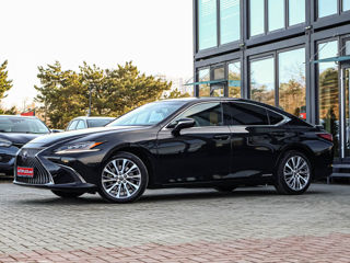 Lexus ES Series