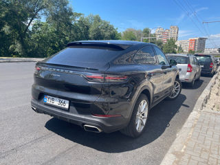 Porsche Cayenne Coupe foto 3