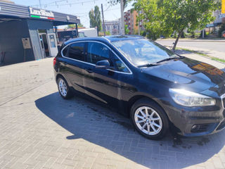 BMW 2 Series Active Tourer foto 2