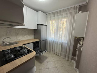 Apartament cu 2 camere, 43 m², Botanica, Chișinău foto 7