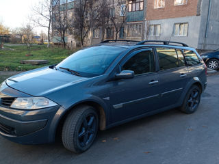 Renault Megane foto 2