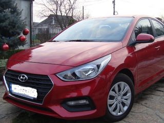 Hyundai Accent foto 1