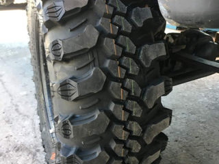 CST 33x10.5 r15