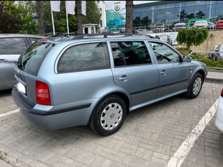 Skoda Octavia foto 2