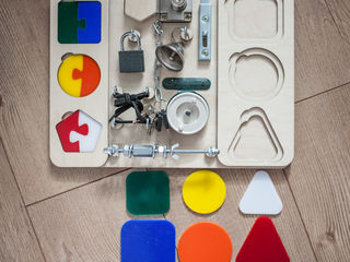 Развивающая доска Busy board, Доска Монтессори, Бизиборд, Tabla activitati dezvoltare motorica foto 8