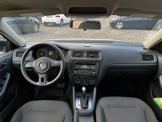 Volkswagen Jetta foto 7