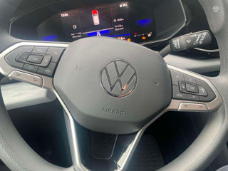 Volkswagen Taos foto 13