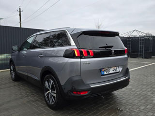 Peugeot 5008 foto 4