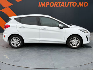 Ford Fiesta foto 10