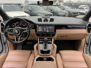 Porsche Cayenne фото 7