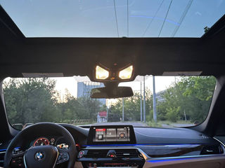 BMW 5 Series foto 6