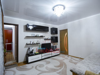 Urgent!!Se vinde apartament cu 2 camere! Seria 143! Euro reparație! 60 m2! Buiucani, str. Alba Iulia foto 2